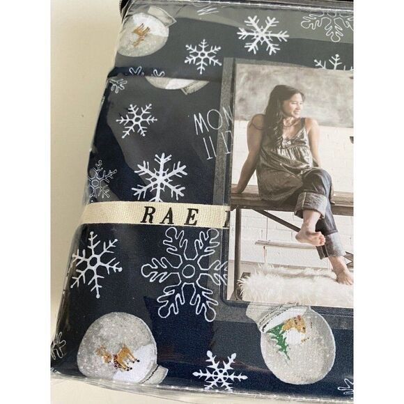 Rae Dunn SnowGlobes Snowflakes Christmas Holiday Soft Queen Sheet Set 4 Piece - Picture 11 of 13